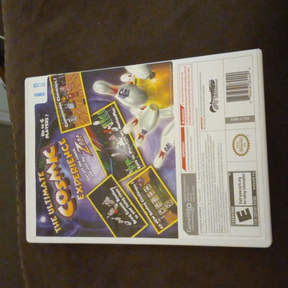 Brunswick Zone Cosmic Bowling Wii - Picture 2 of 3